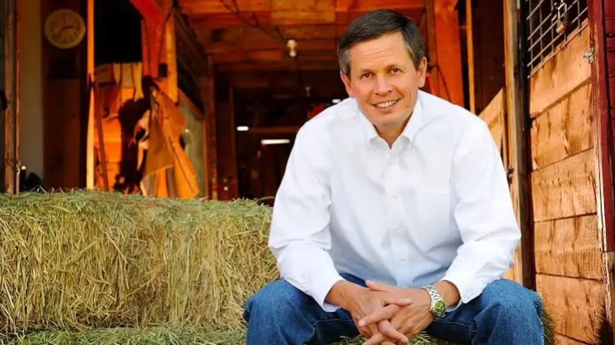 Steve Daines Bio: Age, Family, Career, Politics & Net Worth