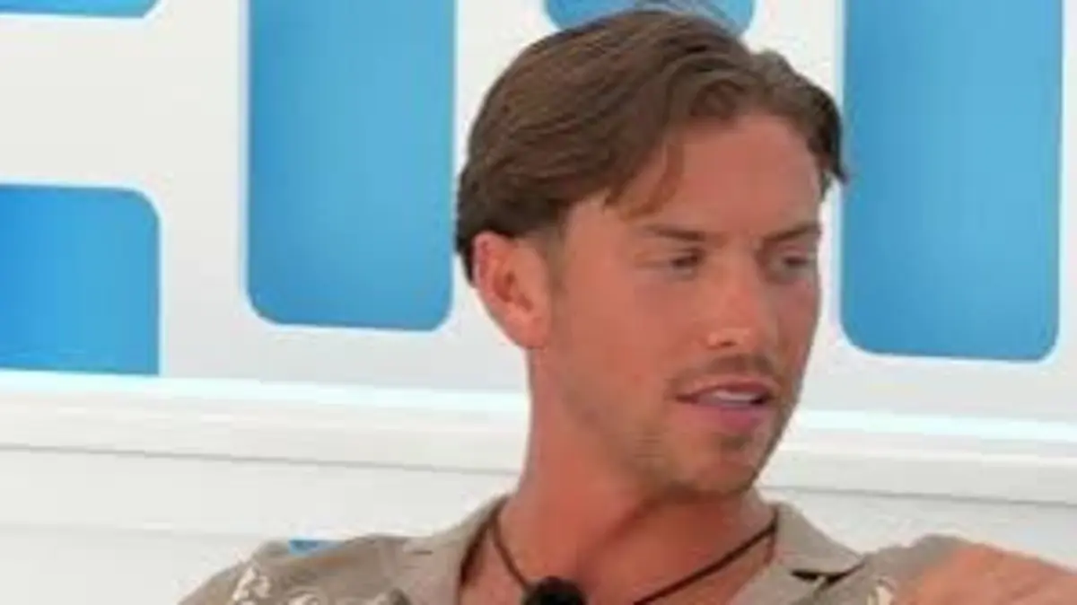 Kavan Murphy Bio: Age, Love Island, Brother, Girlfriend & Life Story