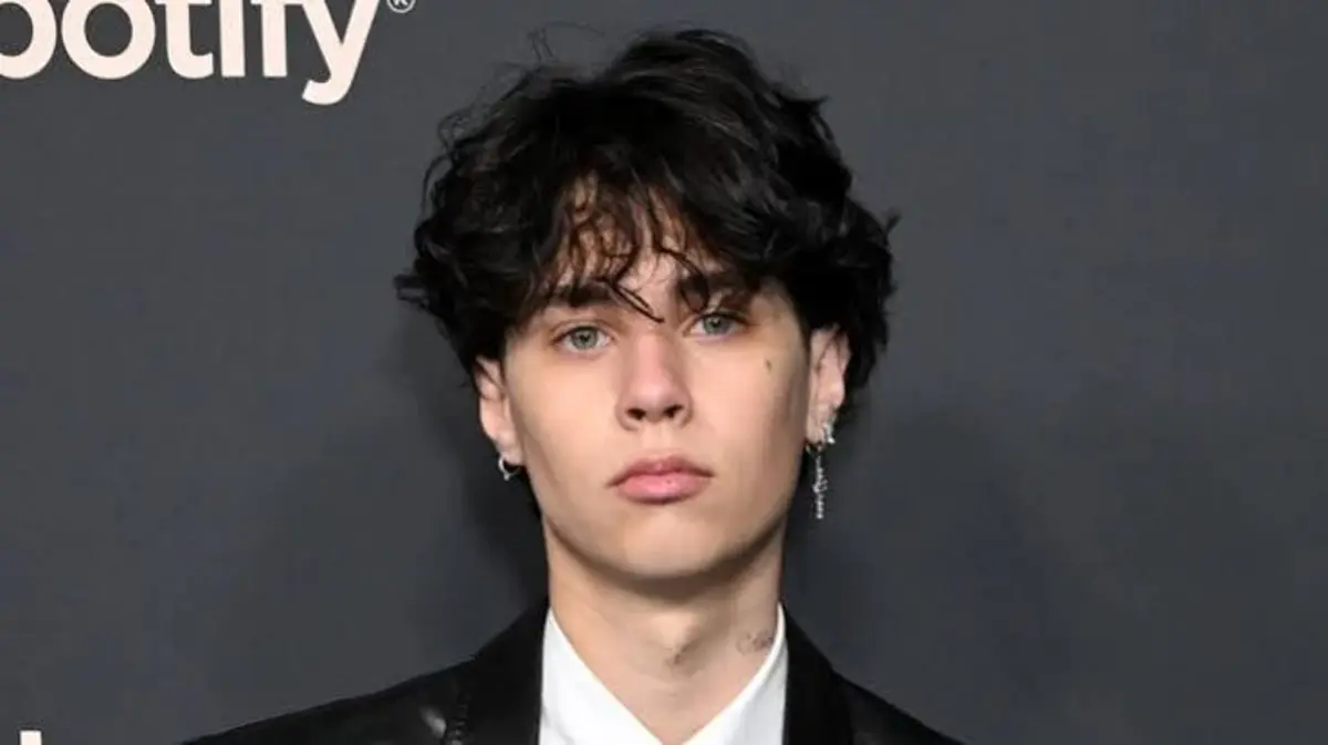 Landon Barker Bio: Age, Music, Family, Girlfriend & Net Worth