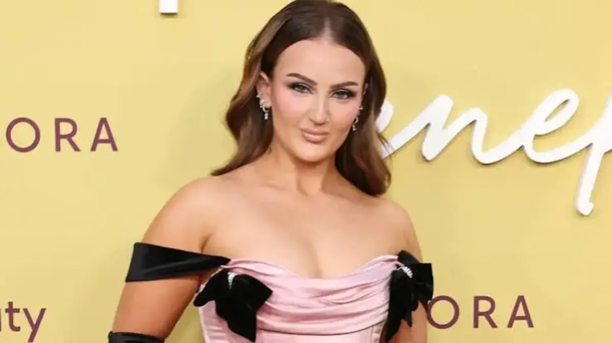 Mikayla Nogueira Bio: Age, Tik Tok, Beauty Brand & Net Worth