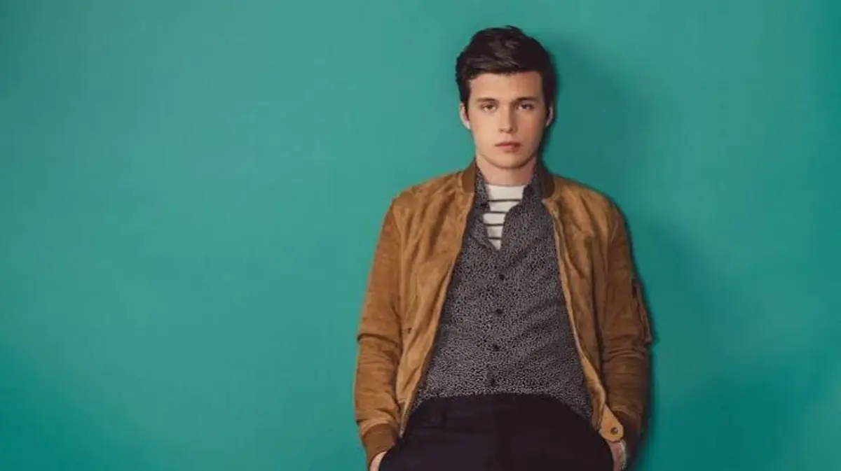 Nick Robinson Bio: Career, Movies, Age, Family & Net Worth