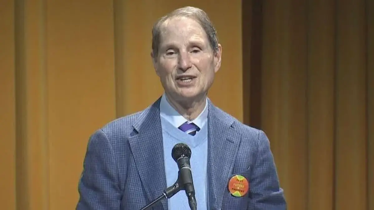 Ron Wyden Bio: Early Life, Career, Senate, Family & Net Worth