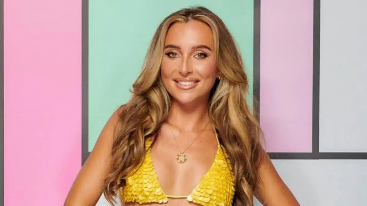 Yasmin Hadlow Bio: Age, Family, Net Worth & Love Island Journey