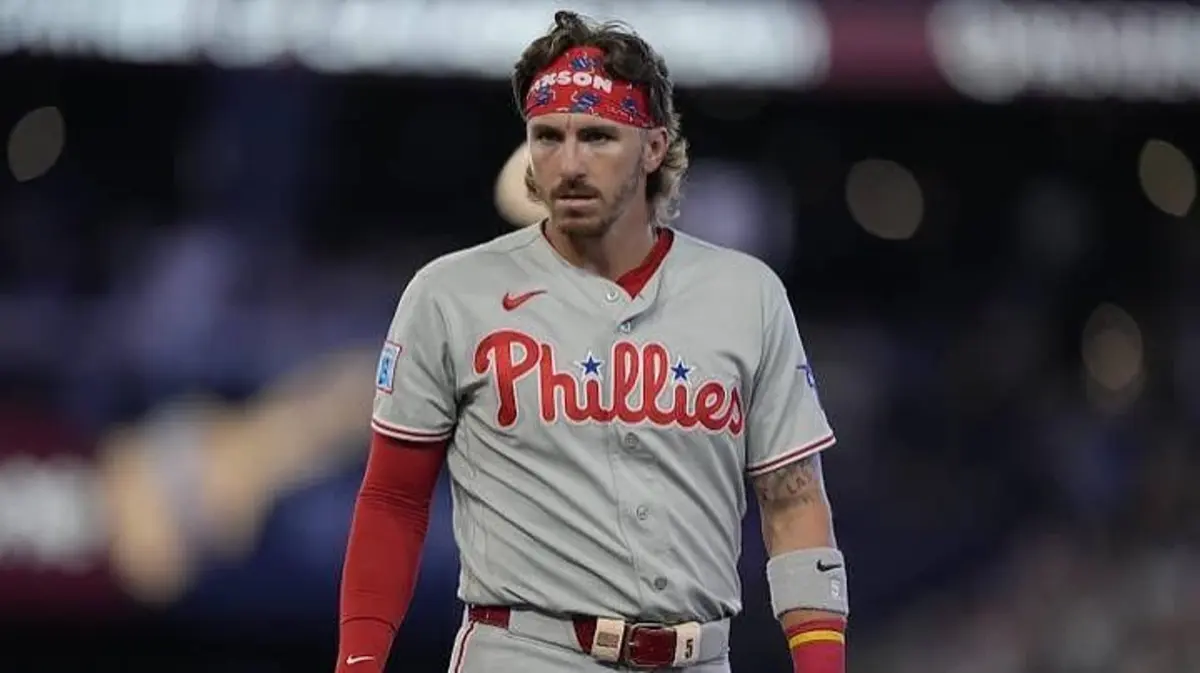 Bryson Stott Bio: Stats, Awards, Contract, Family & Phillies Journey