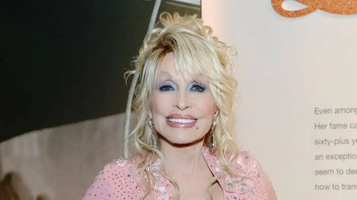 Dolly Parton Bio: Life, Music, Career, Philanthropy and Legacy