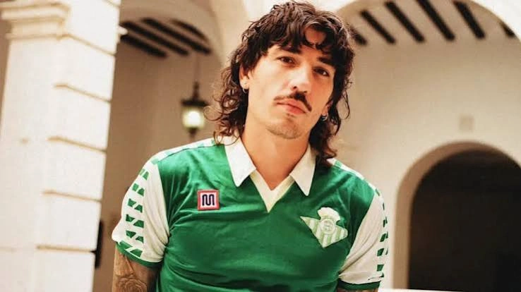 Héctor Bellerín Bio: Career, Achievements, Lifestyle & Personal Life
