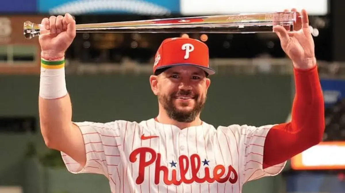 Kyle Schwarber Bio: Stats, Awards, Contract & Phillies Legacy