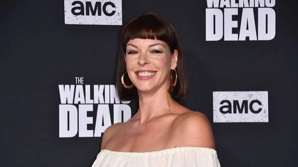 Pollyanna McIntosh Bio: Age, Movies, TV Shows & Net Worth