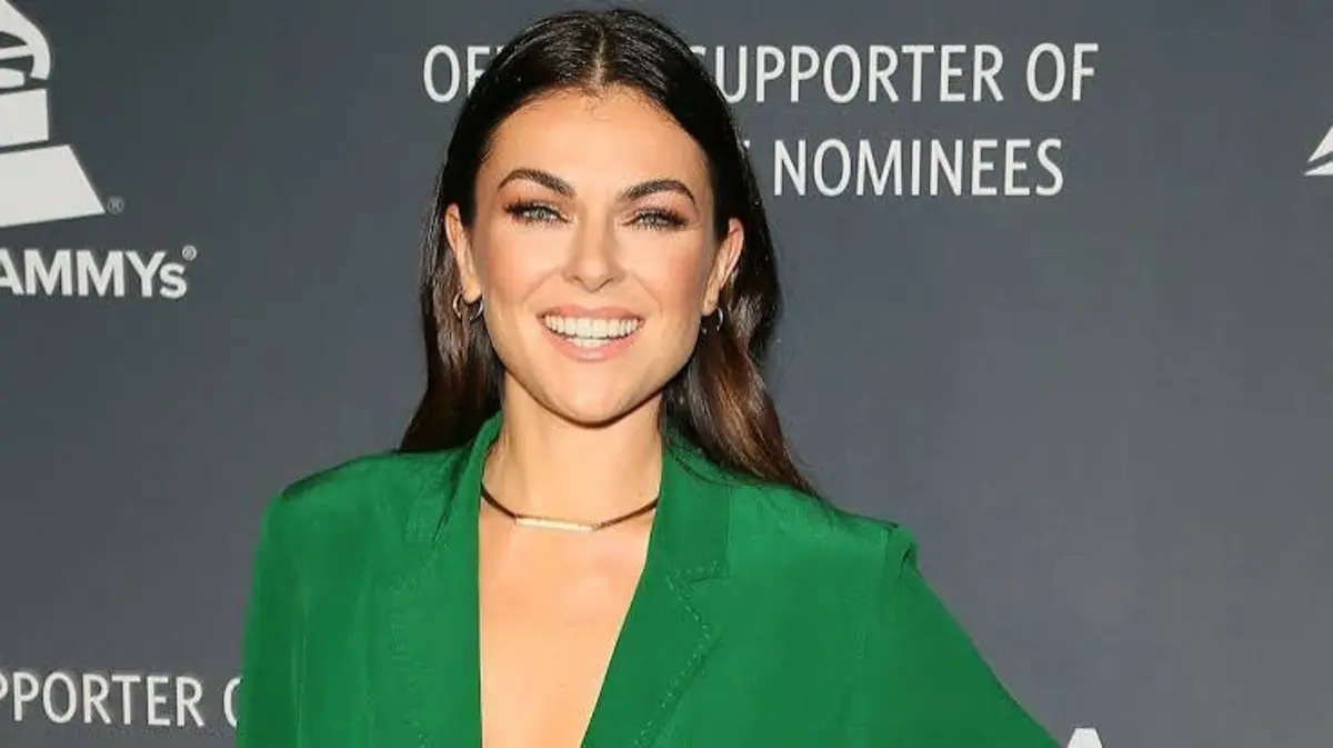 Serinda Swan Bio: Age, Career, Movies, TV Shows & Personal Life