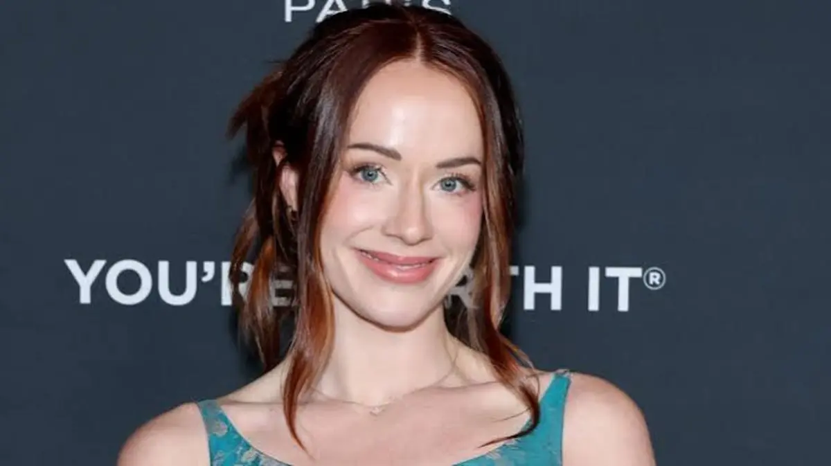 Whitney Leavitt Bio: Age, Husband, Children, Career & More
