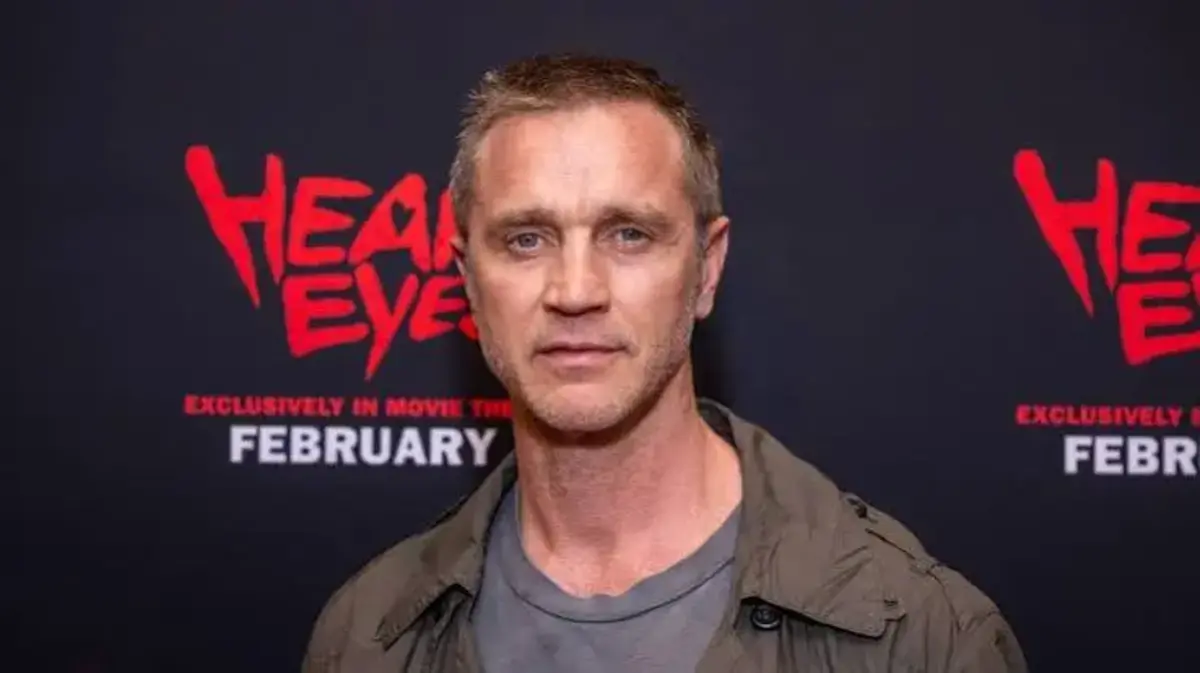 Devon Sawa Bio: Age, Movies, Career, Family and Net Worth