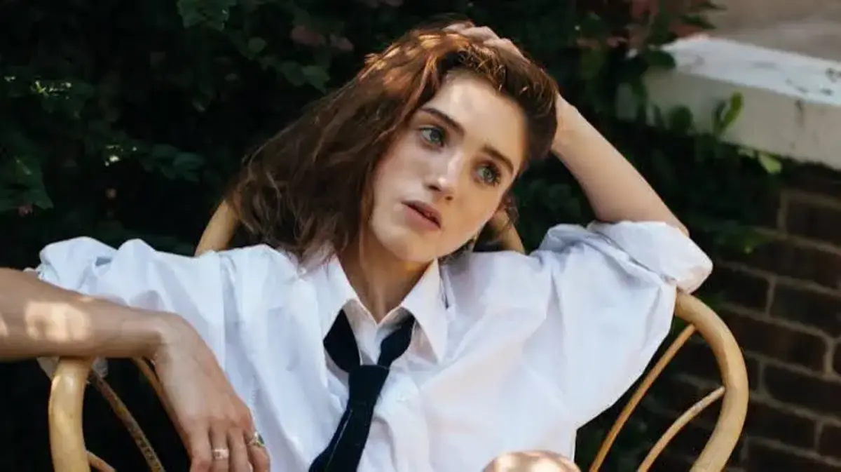 Natalia Dyer Bio: Age, Career, Movies, Stranger Things &  Life