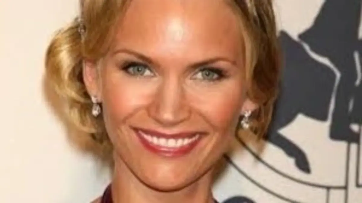 Natasha Henstridge Bio: Age, Movies, Career, Family & Net Worth
